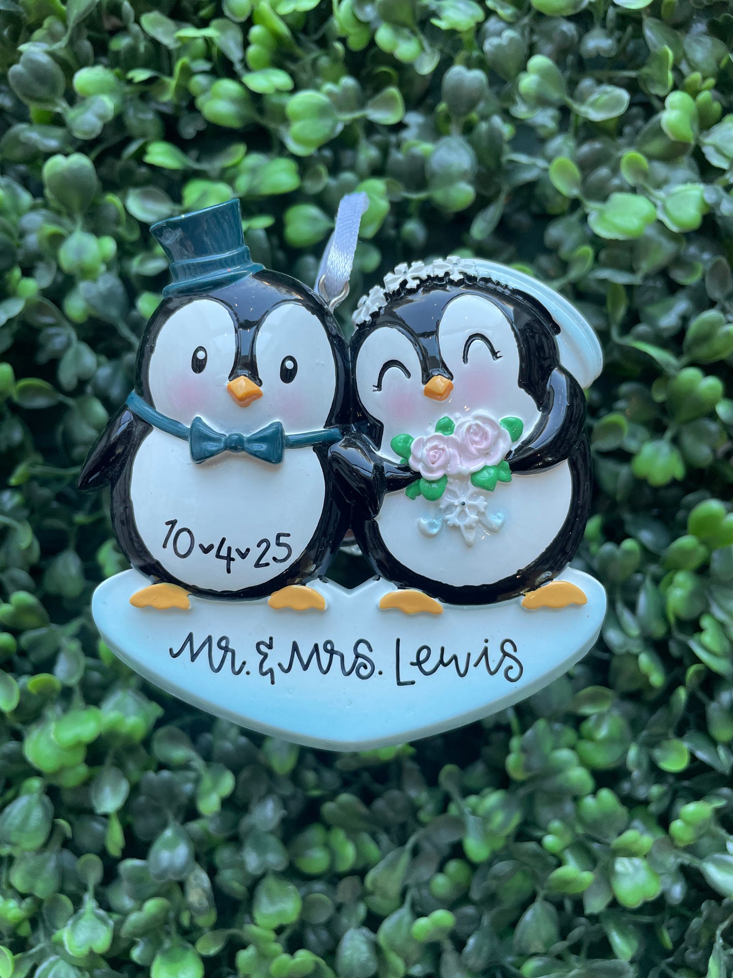 Penguin Wedding Couple