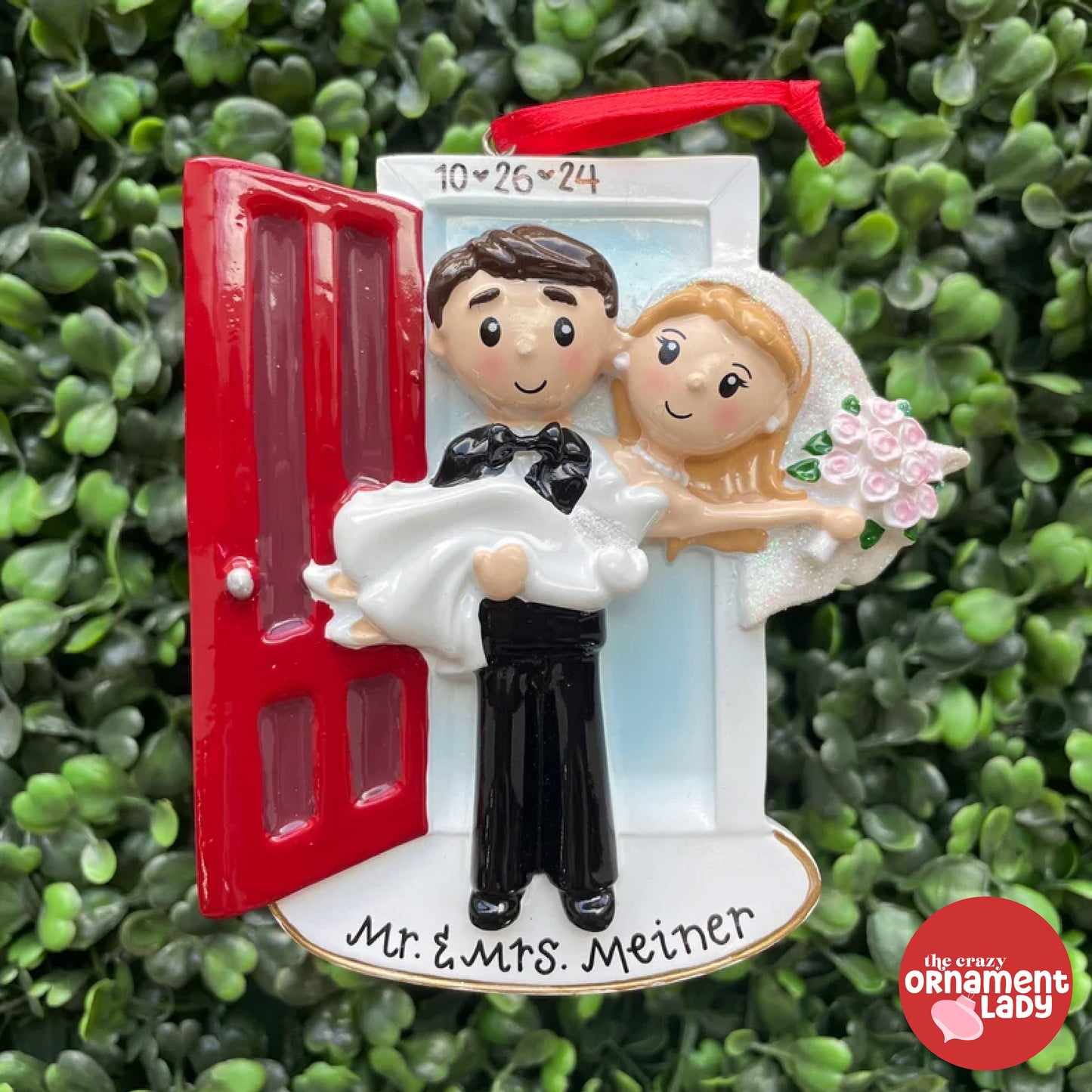 Wedding Couple Threshold Ornament